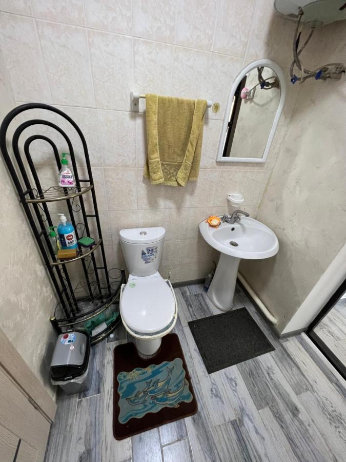 Чистые Пруды Bishkek Bagian luar foto