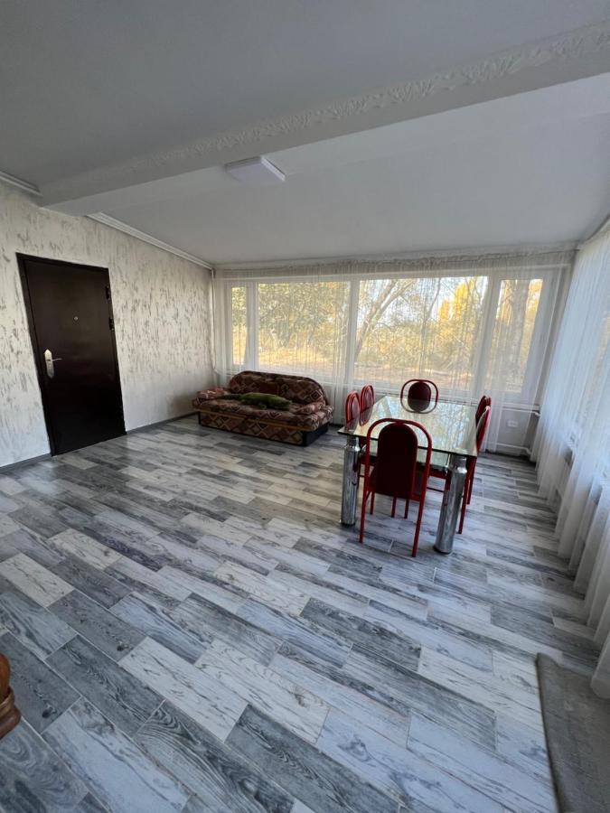 Чистые Пруды Bishkek Bagian luar foto