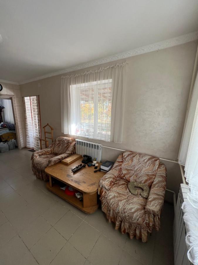 Чистые Пруды Bishkek Bagian luar foto